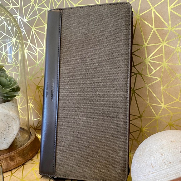 Cutter & Buck Other - Vintage Cutter & Buck American Classic Brown Leather Portfolio/Travel Wallet